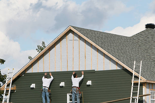 Professional Siding Installation technician working in Rocky River, OH